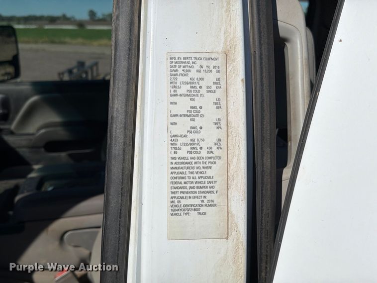 image for item FT6852 2016 Chevrolet Silverado 3500HD Crew Cab pickup truck