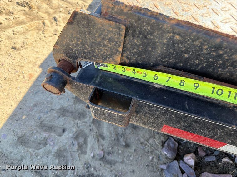 image for item FT6854 2018 Novae equipment trailer
