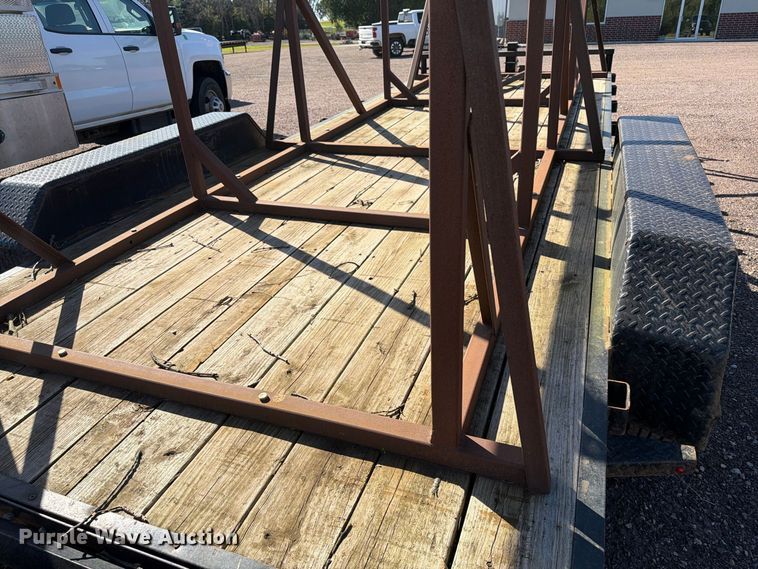 image for item FT6854 2018 Novae equipment trailer