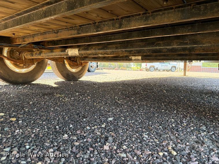 image for item FT6854 2018 Novae equipment trailer