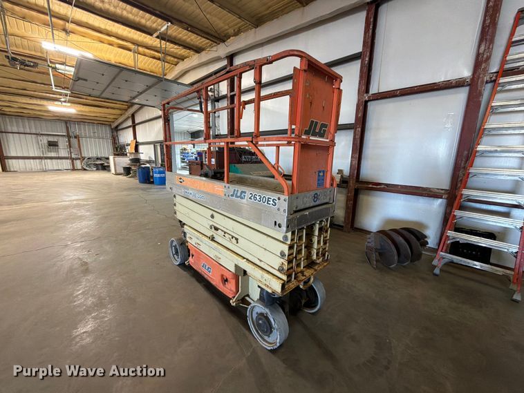 image for item FT6861 2005 JLG 2630ES scissor lift