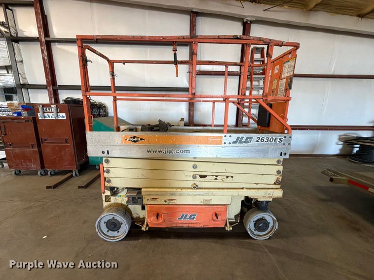 image for item FT6861 2005 JLG 2630ES scissor lift