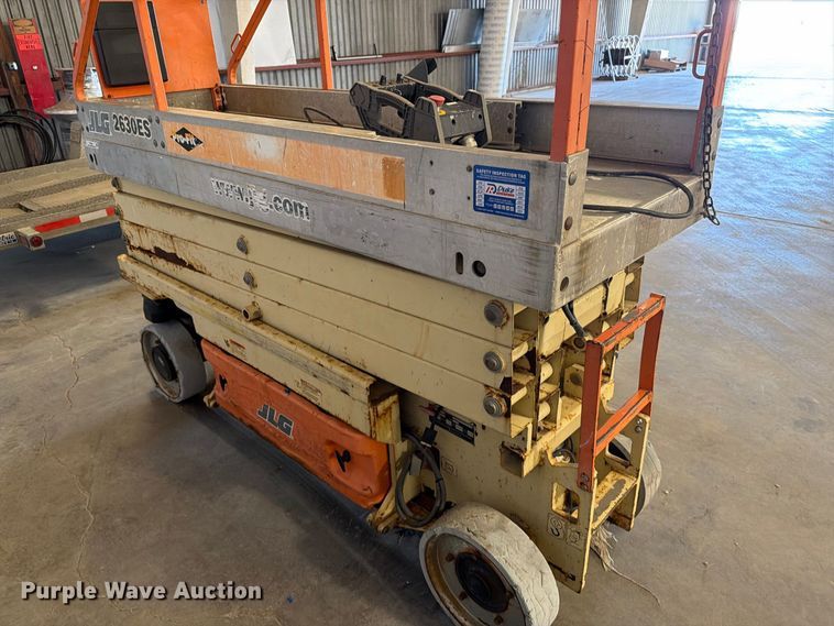 image for item FT6861 2005 JLG 2630ES scissor lift