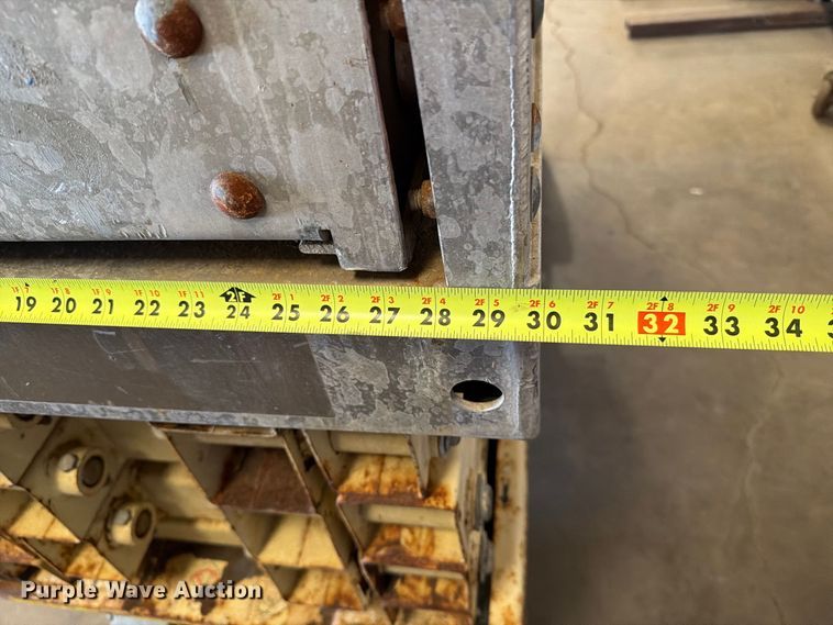 image for item FT6861 2005 JLG 2630ES scissor lift