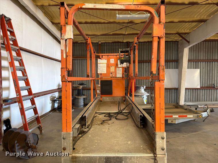 image for item FT6861 2005 JLG 2630ES scissor lift