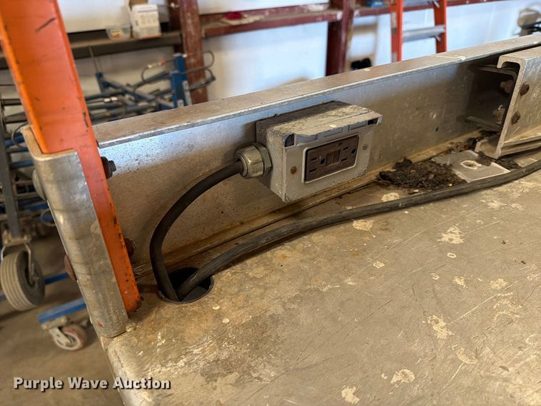 image for item FT6861 2005 JLG 2630ES scissor lift