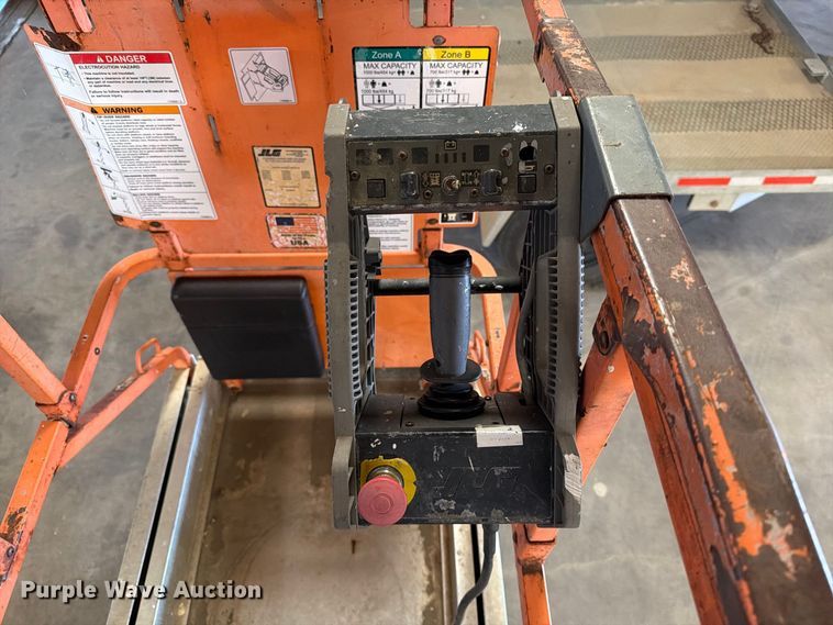 image for item FT6861 2005 JLG 2630ES scissor lift