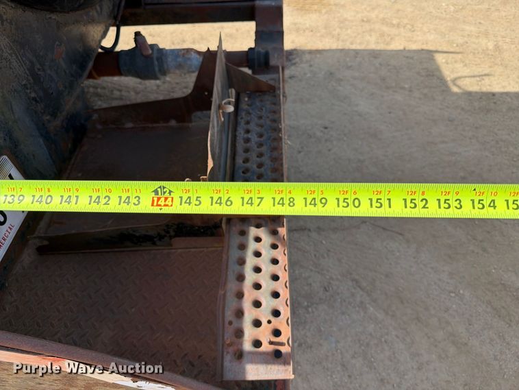 image for item FT6864 1990 International 4700 tank truck