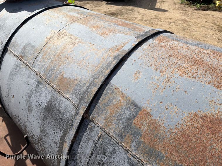 image for item FT6864 1990 International 4700 tank truck