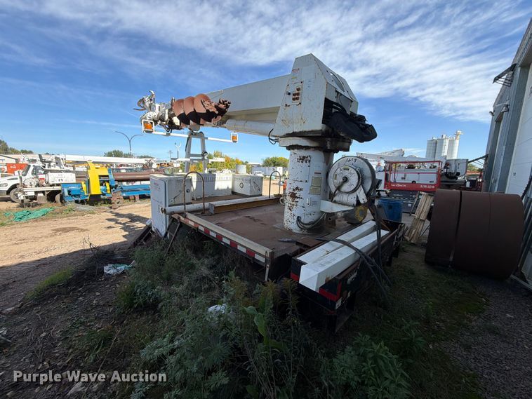 image for item FT6867 2002 Versalift VXD-47 digger derrick truck bed