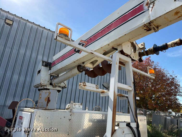 image for item FT6867 2002 Versalift VXD-47 digger derrick truck bed