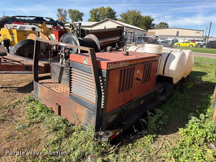 image for item FT6878 1995 Ditch Witch FP35 skid mounted mud mixing system