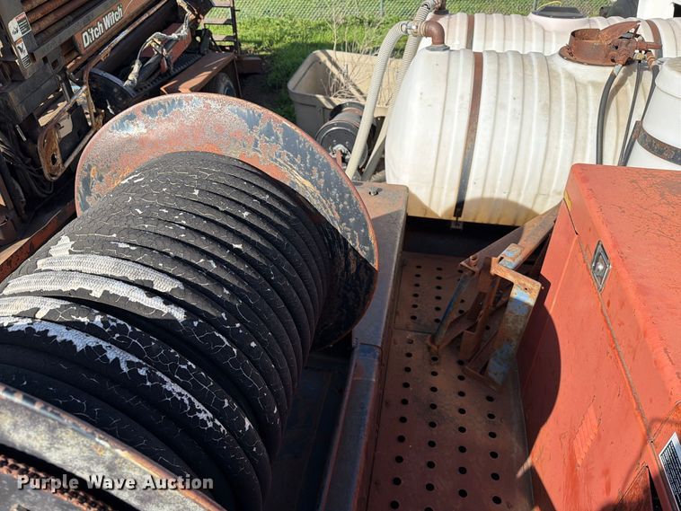image for item FT6878 1995 Ditch Witch FP35 skid mounted mud mixing system