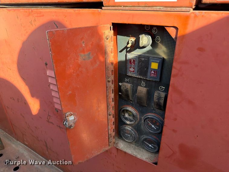 image for item FT6878 1995 Ditch Witch FP35 skid mounted mud mixing system