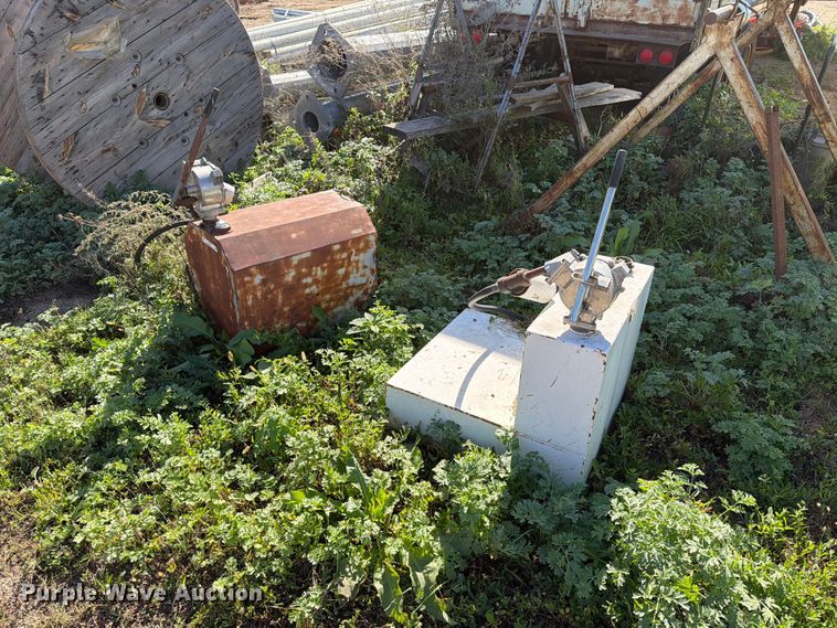 image for item FT6882 (2) fuel tanks