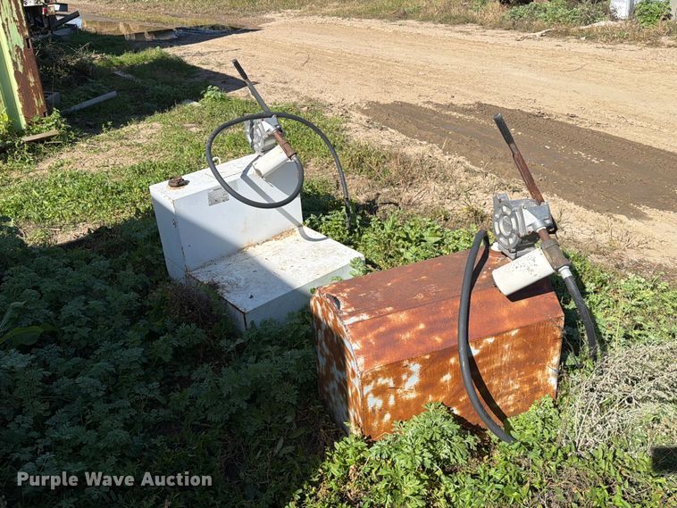 image for item FT6882 (2) fuel tanks