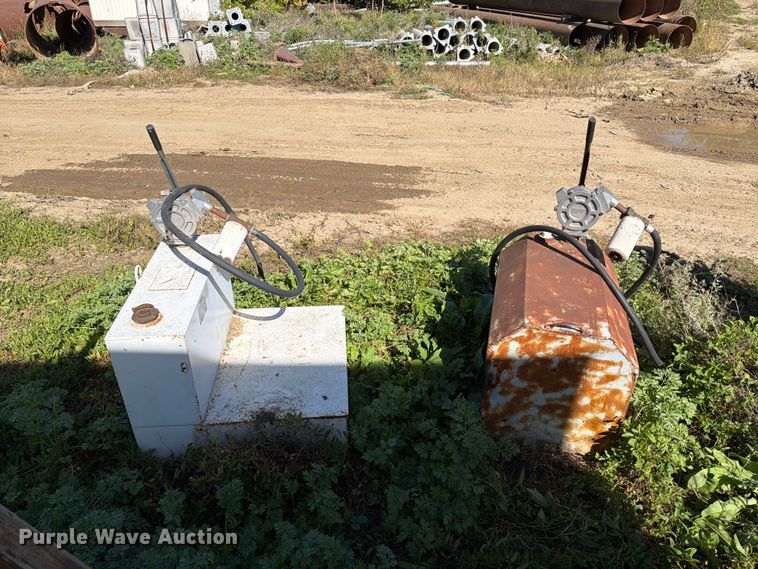 image for item FT6882 (2) fuel tanks