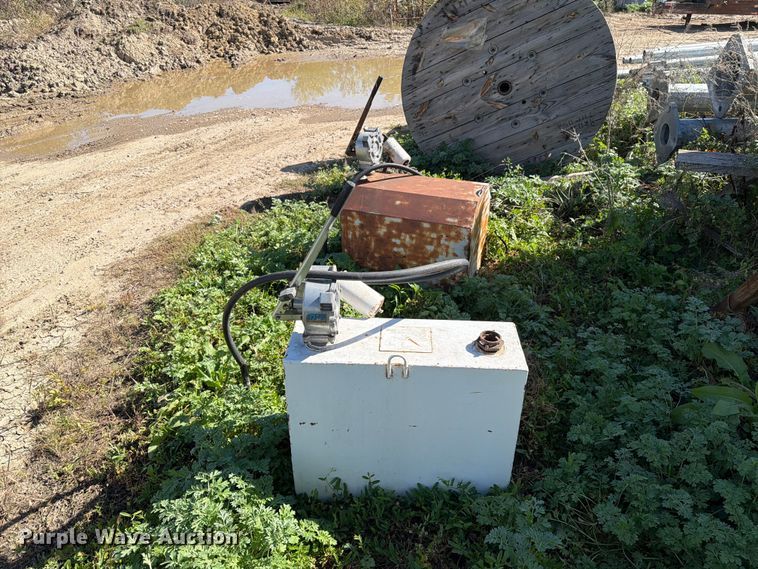 image for item FT6882 (2) fuel tanks