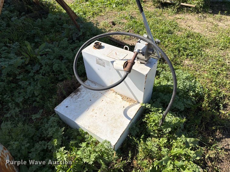 image for item FT6882 (2) fuel tanks