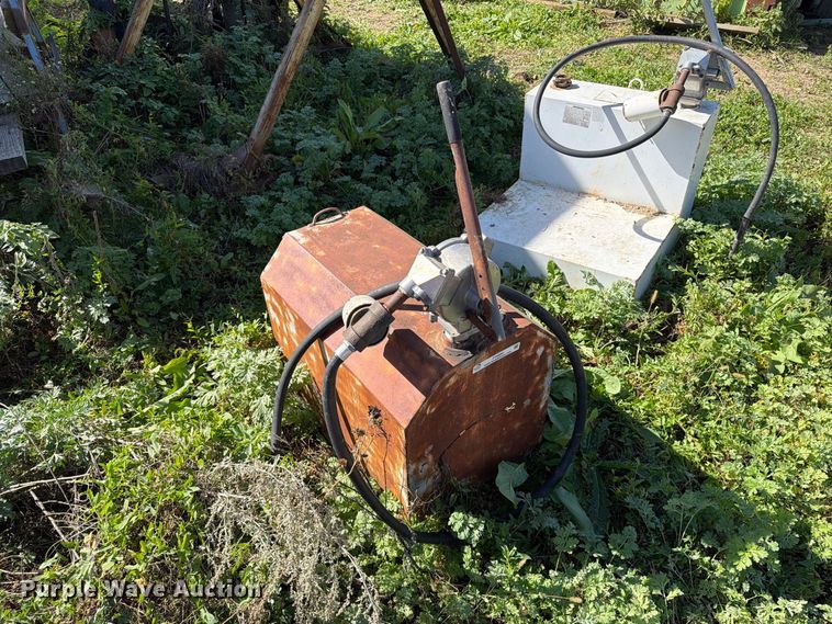 image for item FT6882 (2) fuel tanks