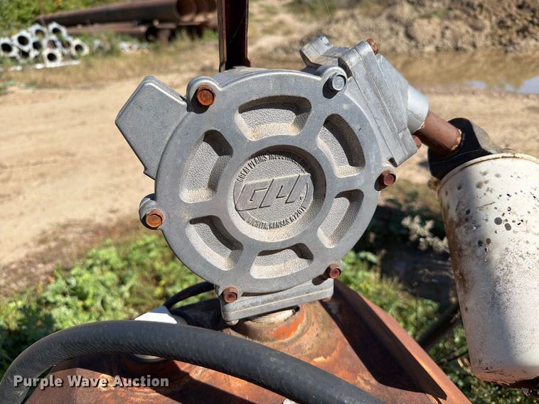 image for item FT6882 (2) fuel tanks