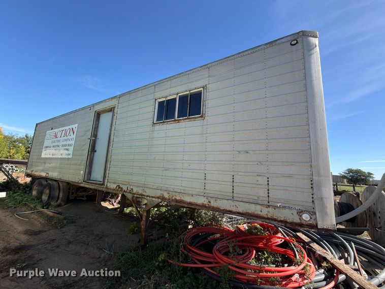image for item FT6883 1963 Fruehauf VD6-F2-38-E Office Trailer
