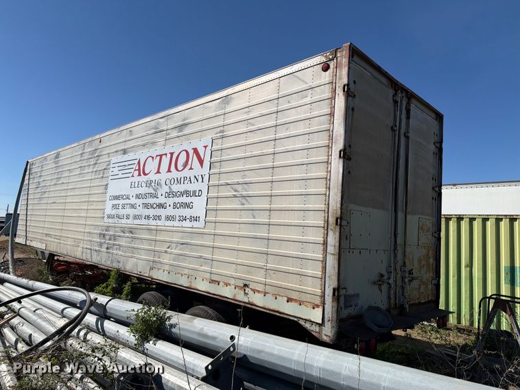 image for item FT6883 1963 Fruehauf VD6-F2-38-E Office Trailer