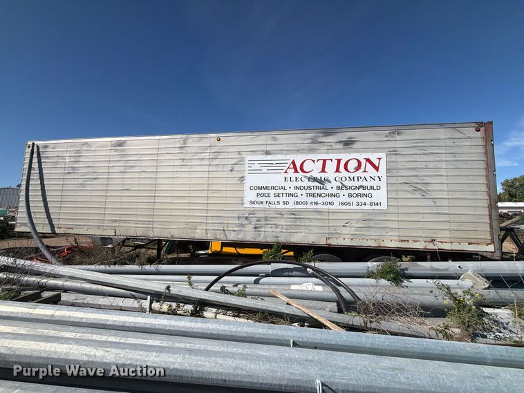 image for item FT6883 1963 Fruehauf VD6-F2-38-E Office Trailer
