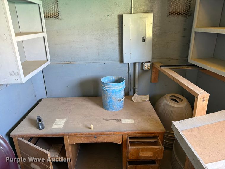 image for item FT6883 1963 Fruehauf VD6-F2-38-E Office Trailer