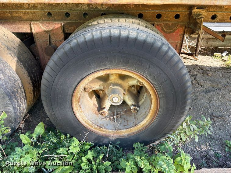image for item FT6883 1963 Fruehauf VD6-F2-38-E Office Trailer