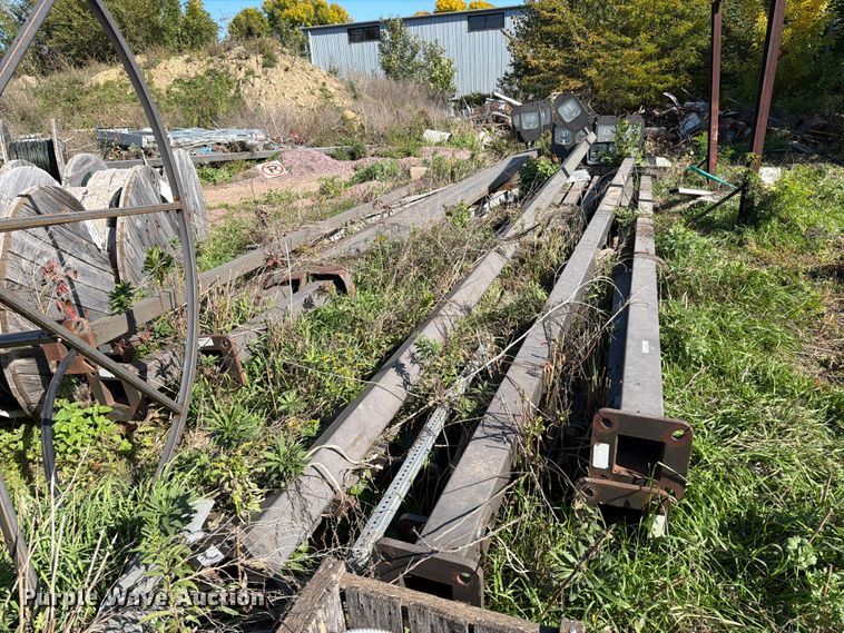 image for item FT6884 (13) light poles