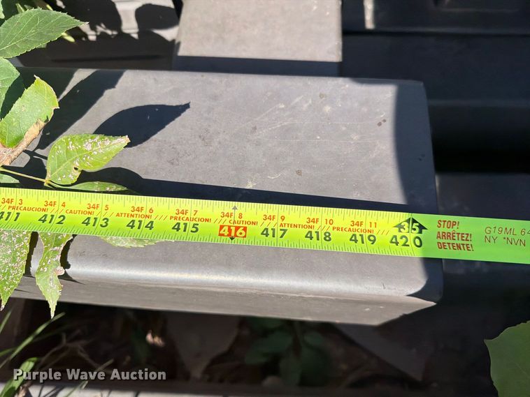 image for item FT6884 (13) light poles