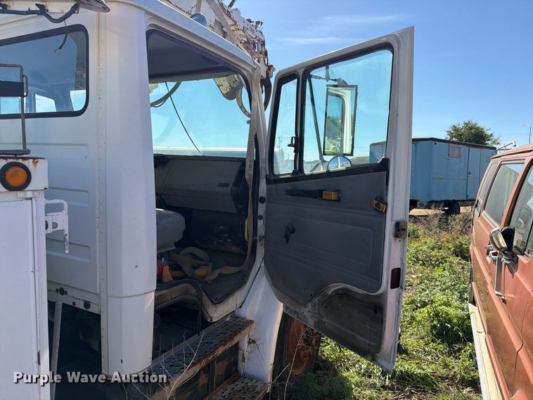 image for item FT6894 1997 Freightliner FL70 digger derrick truck