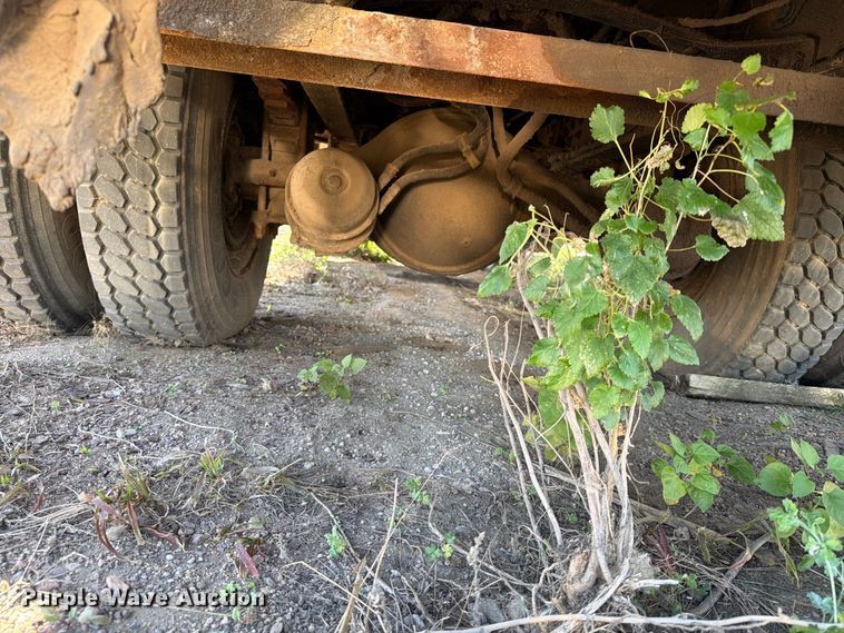 image for item FT6894 1997 Freightliner FL70 digger derrick truck