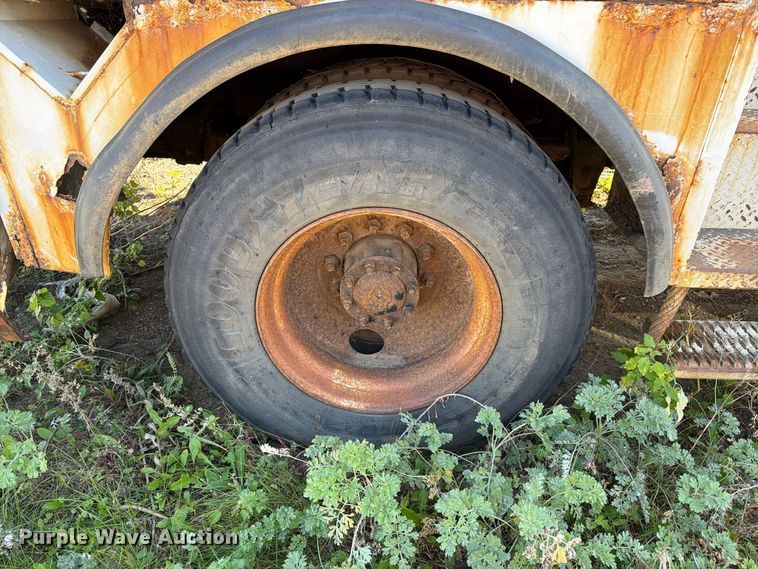 image for item FT6894 1997 Freightliner FL70 digger derrick truck