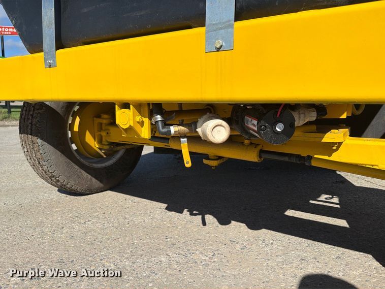 image for item FT7532 2024 Superior DT74-J broom