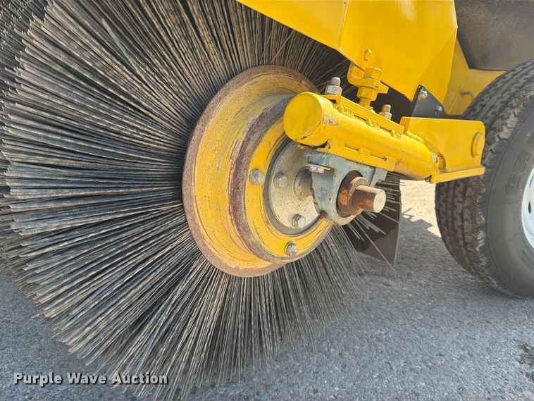 image for item FT7532 2024 Superior DT74-J broom