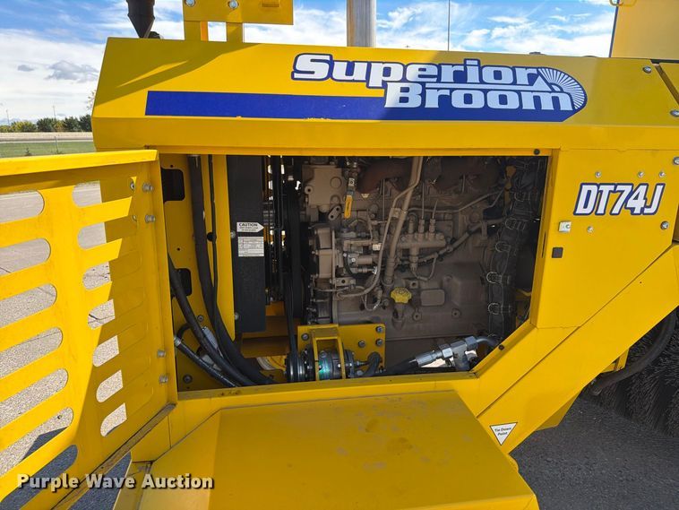 image for item FT7532 2024 Superior DT74-J broom