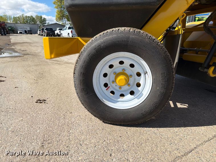 image for item FT7532 2024 Superior DT74-J broom
