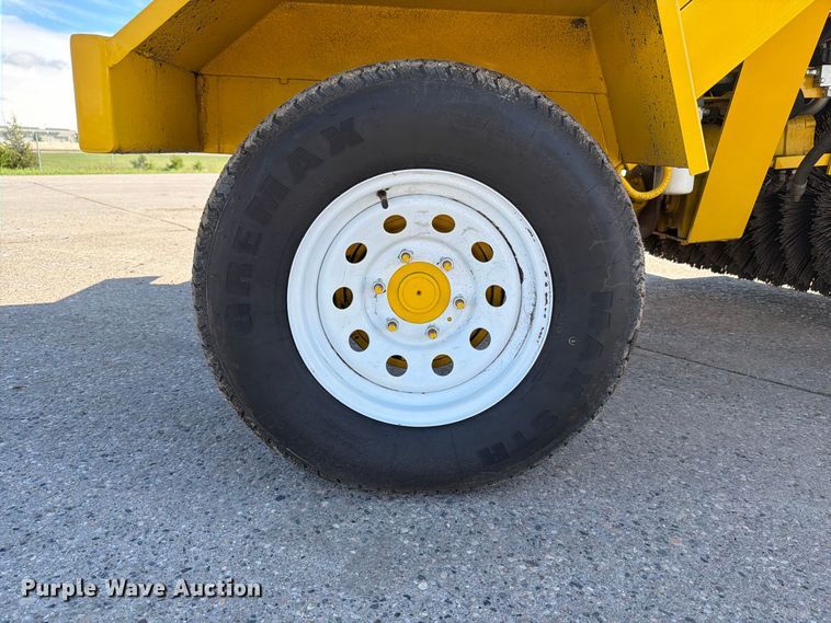image for item FT7532 2024 Superior DT74-J broom