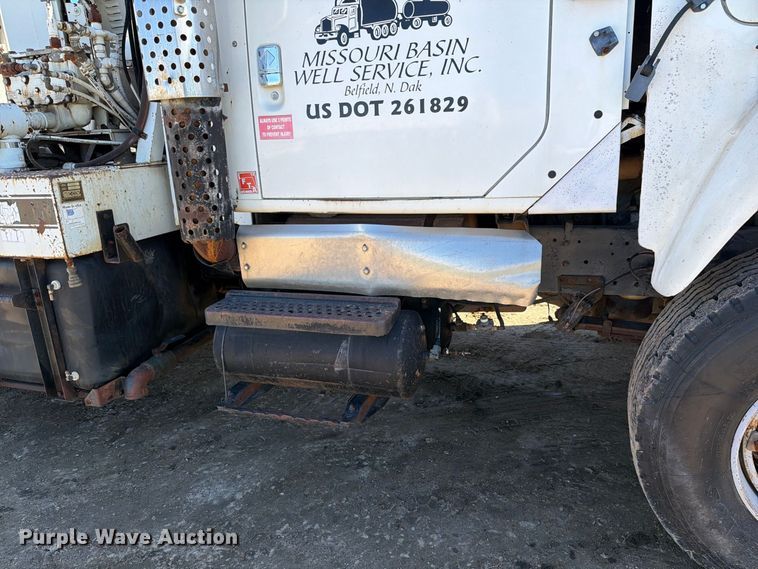 image for item FT7547 1996 International 2554 sewer jetter truck