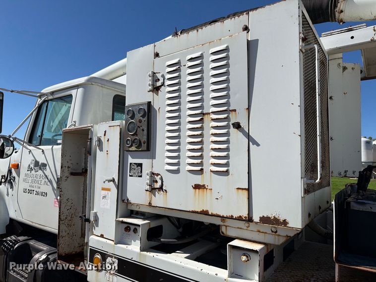 image for item FT7547 1996 International 2554 sewer jetter truck