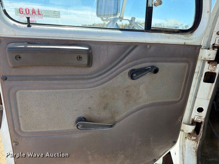 image for item FT7547 1996 International 2554 sewer jetter truck