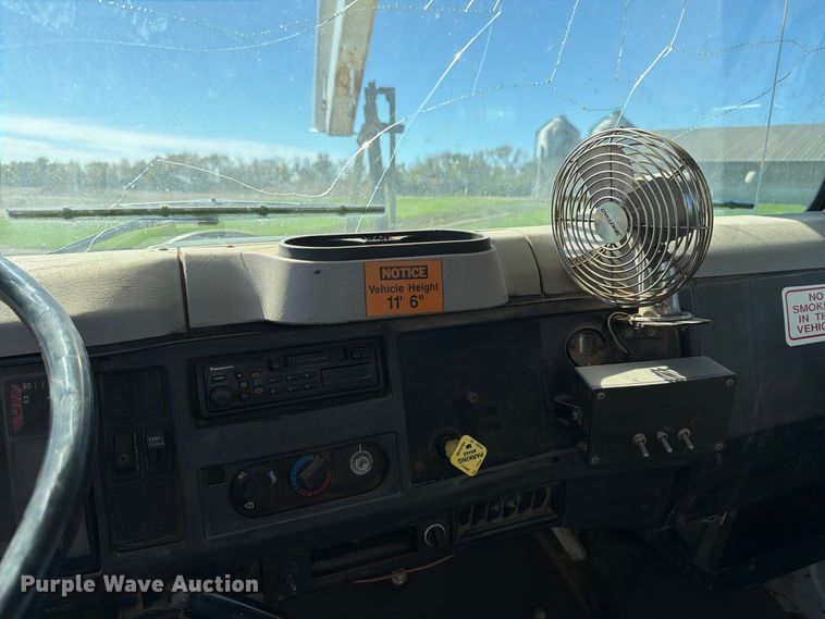 image for item FT7547 1996 International 2554 sewer jetter truck