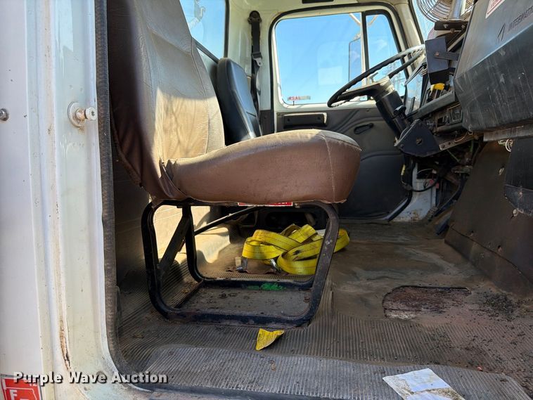 image for item FT7547 1996 International 2554 sewer jetter truck
