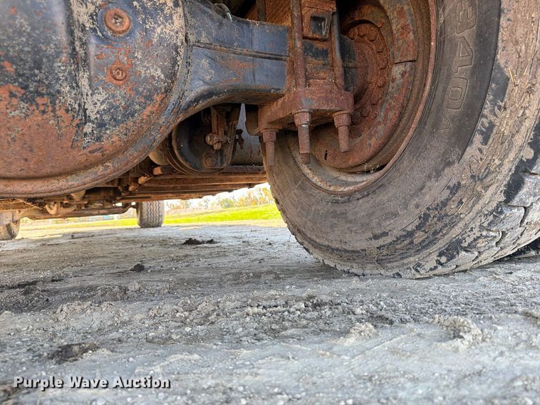 image for item FT7547 1996 International 2554 sewer jetter truck