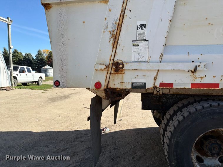 image for item FT7556 2007 American Lafrance Condor refuse truck