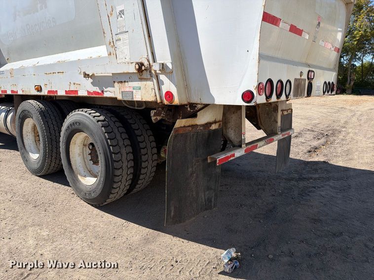 image for item FT7556 2007 American Lafrance Condor refuse truck