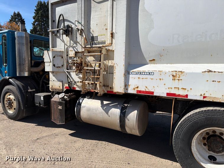 image for item FT7556 2007 American Lafrance Condor refuse truck