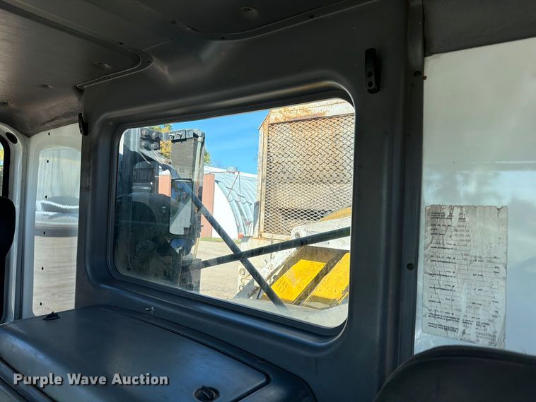 image for item FT7556 2007 American Lafrance Condor refuse truck